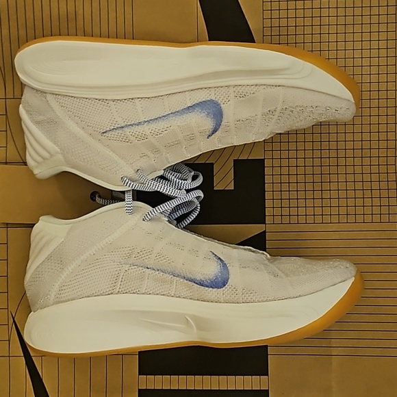 G.T. HUSTLE 3 FP size 10 - Picture 4 of 6